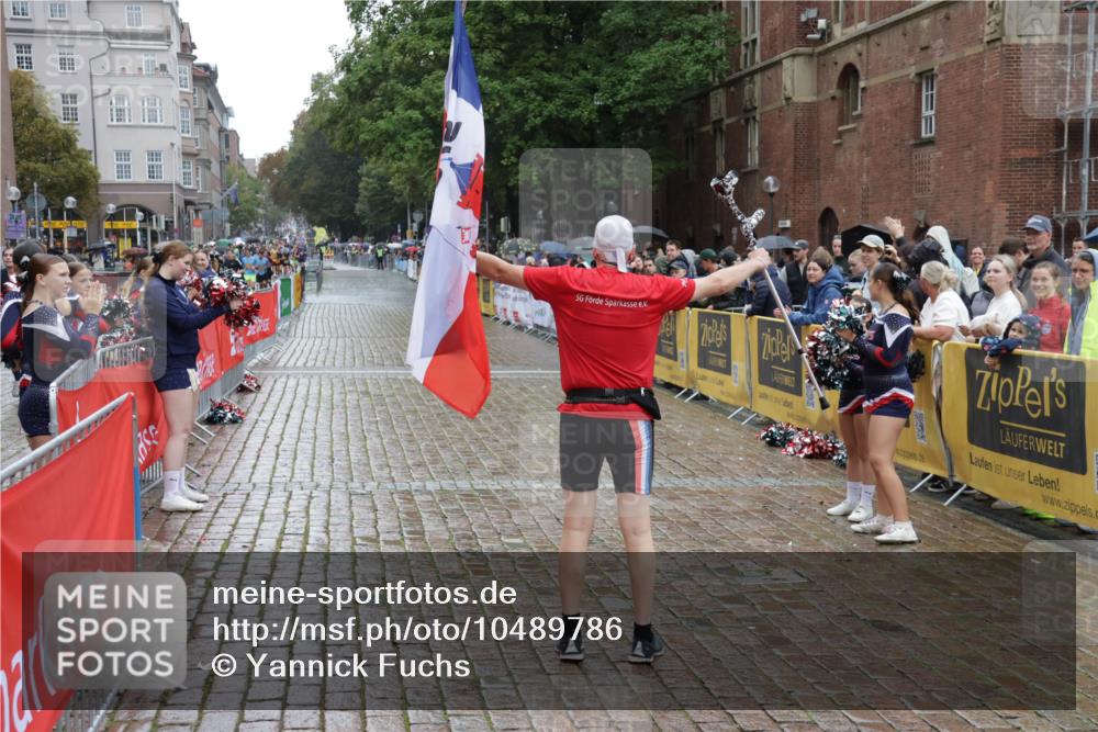 13.09.2026 - Kiel Lauf Yannick Fuchs http://msf.ph/oto/10489786 13.09.2026 11:43:36 Laufen 4241 meine-sportfotos.de