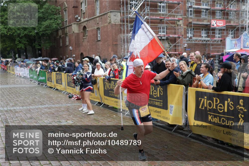 13.09.2026 - Kiel Lauf Yannick Fuchs http://msf.ph/oto/10489789 13.09.2026 11:43:40 Laufen 9569 meine-sportfotos.de