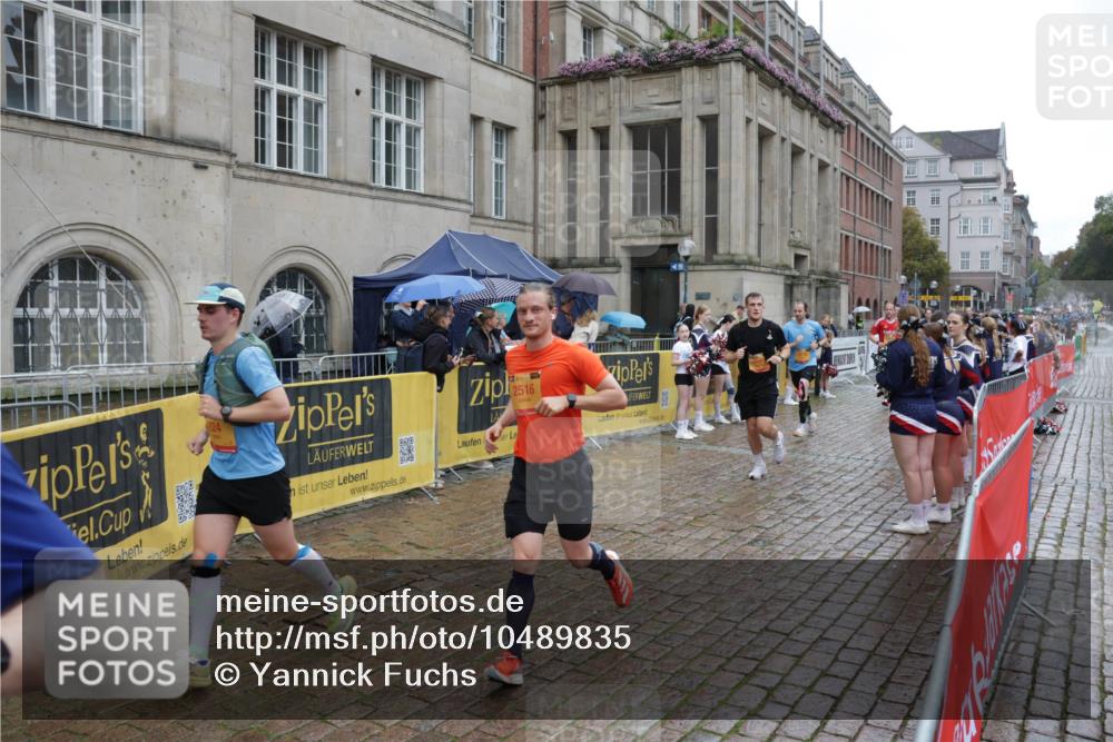 13.09.2026 - Kiel Lauf Yannick Fuchs http://msf.ph/oto/10489835 13.09.2026 11:44:05 Laufen 2516 meine-sportfotos.de