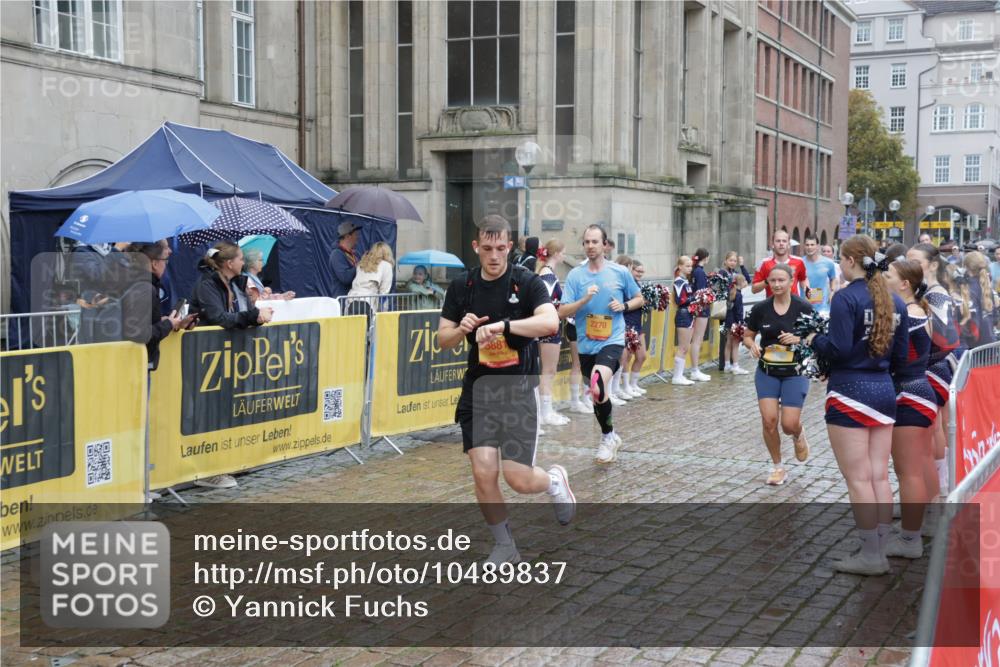 13.09.2026 - Kiel Lauf Yannick Fuchs http://msf.ph/oto/10489837 13.09.2026 11:44:06 Laufen 5881, 2270 meine-sportfotos.de