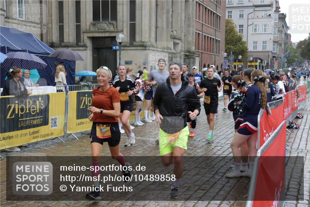 13.09.2026 - Kiel Lauf Yannick Fuchs http://msf.ph/oto/10489858 13.09.2026 11:44:14 Laufen 8017, 27 meine-sportfotos.de