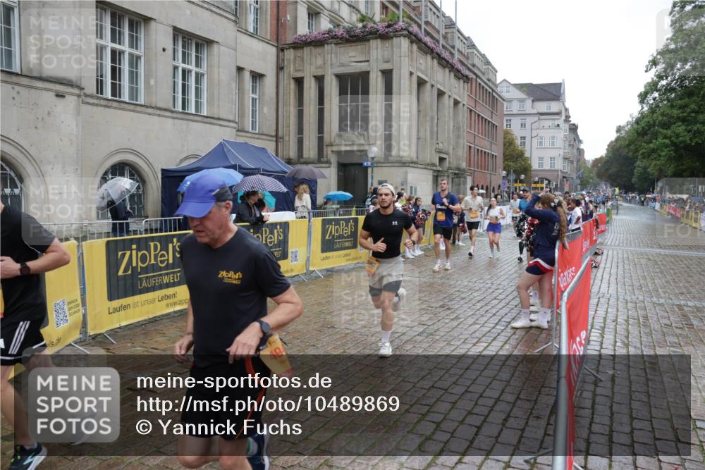13.09.2026 - Kiel Lauf Yannick Fuchs http://msf.ph/oto/10489869 13.09.2026 11:44:20 Laufen 494 meine-sportfotos.de
