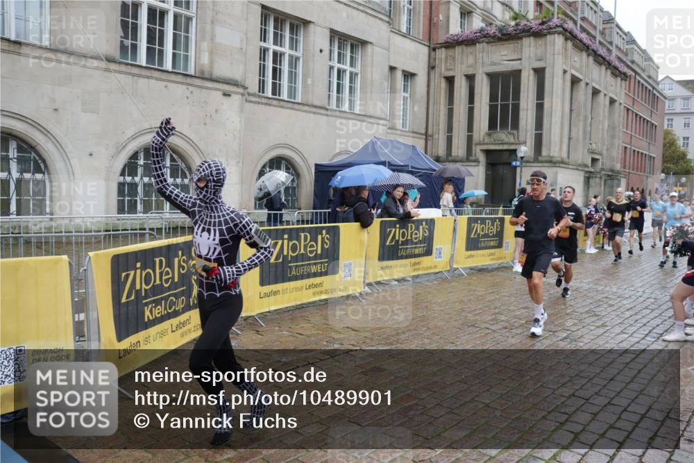 13.09.2026 - Kiel Lauf Yannick Fuchs http://msf.ph/oto/10489901 13.09.2026 11:44:31 Laufen  meine-sportfotos.de