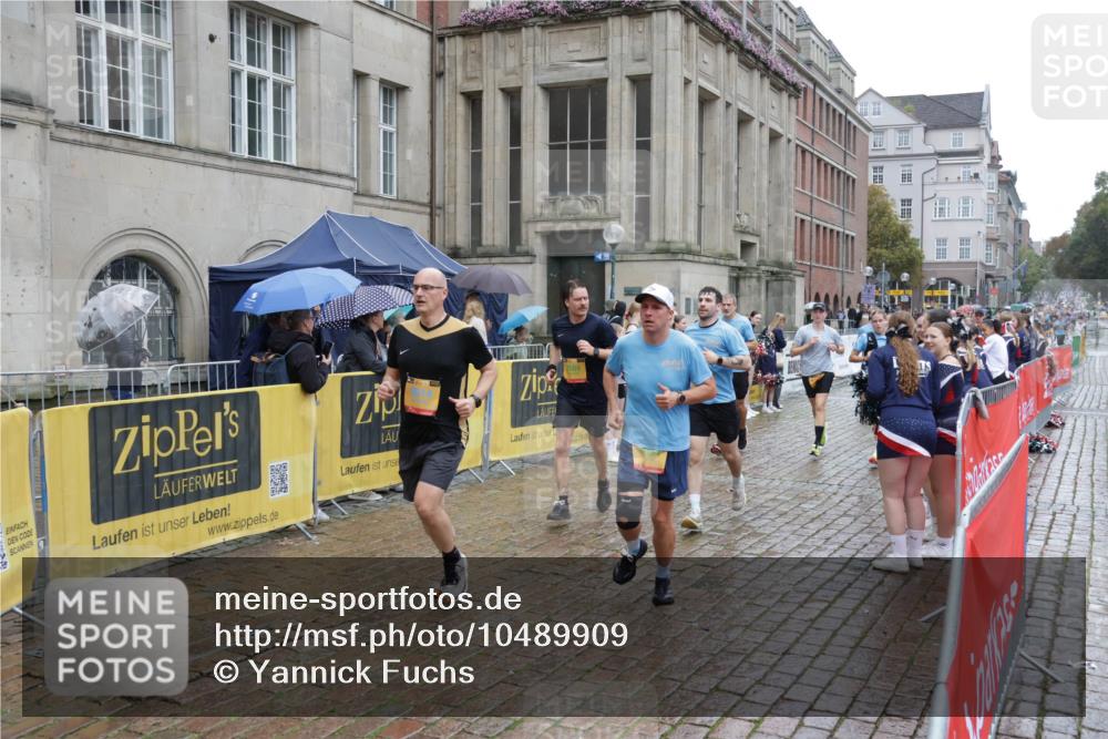 13.09.2026 - Kiel Lauf Yannick Fuchs http://msf.ph/oto/10489909 13.09.2026 11:44:34 Laufen  meine-sportfotos.de
