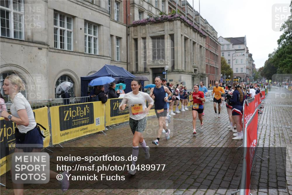 13.09.2026 - Kiel Lauf Yannick Fuchs http://msf.ph/oto/10489977 13.09.2026 11:45:01 Laufen 9583 meine-sportfotos.de