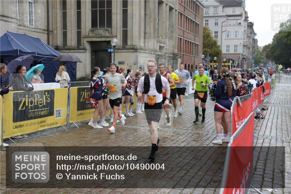 13.09.2026 - Kiel Lauf Yannick Fuchs http://msf.ph/oto/10490004 13.09.2026 11:45:21 Laufen 275, 3354 meine-sportfotos.de