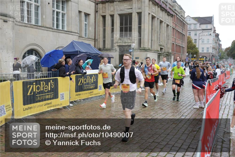 13.09.2026 - Kiel Lauf Yannick Fuchs http://msf.ph/oto/10490007 13.09.2026 11:45:22 Laufen 3354 meine-sportfotos.de