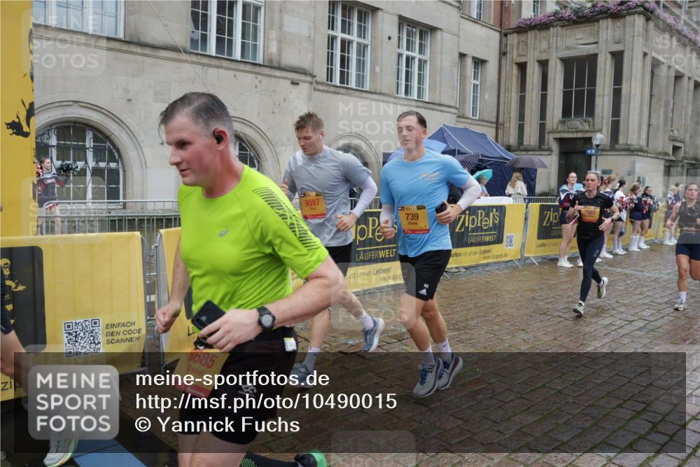 13.09.2026 - Kiel Lauf Yannick Fuchs http://msf.ph/oto/10490015 13.09.2026 11:45:25 Laufen 3, 685, 9597, 739, 7951 meine-sportfotos.de