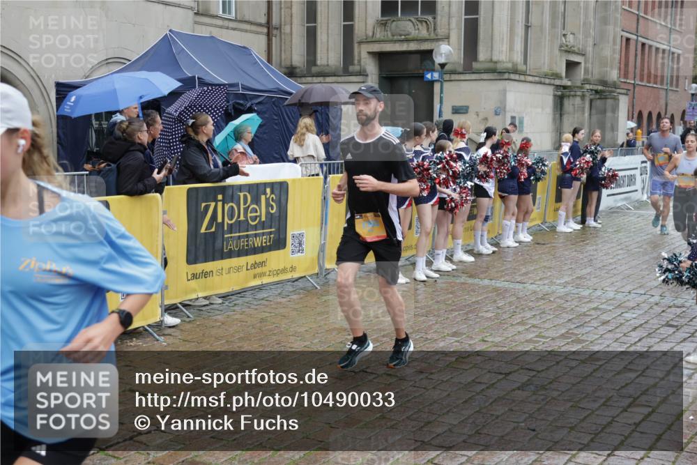 13.09.2026 - Kiel Lauf Yannick Fuchs http://msf.ph/oto/10490033 13.09.2026 11:45:31 Laufen  meine-sportfotos.de