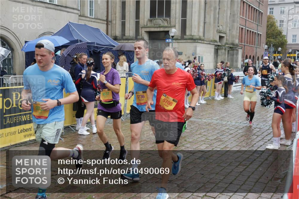 13.09.2026 - Kiel Lauf Yannick Fuchs http://msf.ph/oto/10490069 13.09.2026 11:45:45 Laufen 1, 3, 973, 9537, 39, 3736, 5708 meine-sportfotos.de