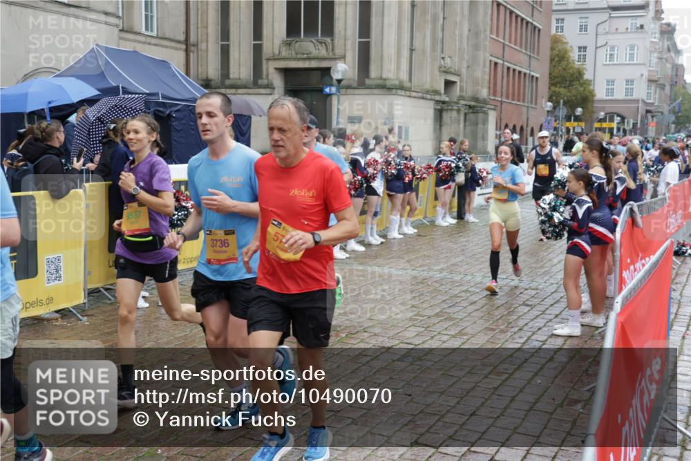 13.09.2026 - Kiel Lauf Yannick Fuchs http://msf.ph/oto/10490070 13.09.2026 11:45:45 Laufen 9537, 110, 3736, 574 meine-sportfotos.de