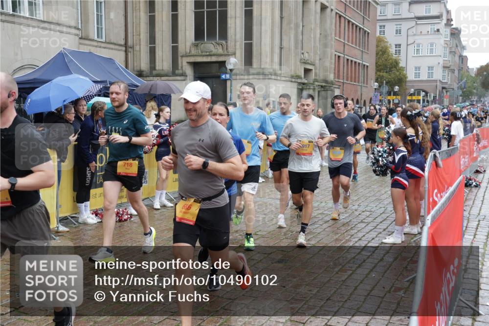 13.09.2026 - Kiel Lauf Yannick Fuchs http://msf.ph/oto/10490102 13.09.2026 11:46:00 Laufen 718, 917 meine-sportfotos.de