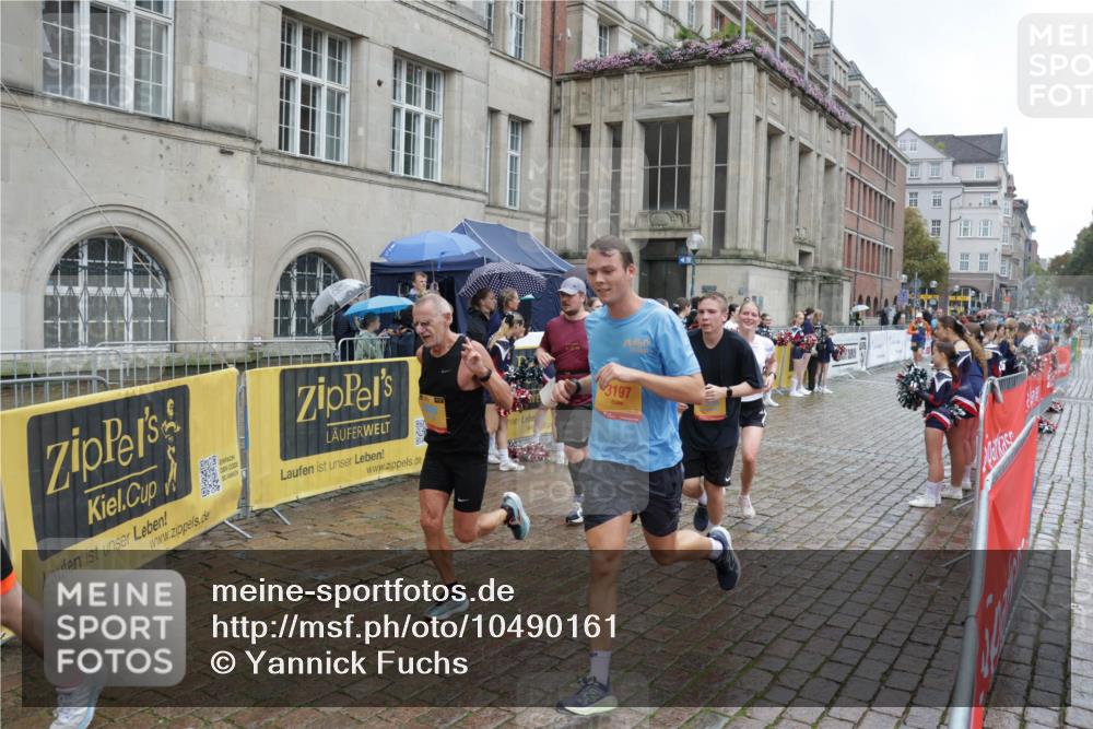 13.09.2026 - Kiel Lauf Yannick Fuchs http://msf.ph/oto/10490161 13.09.2026 11:46:26 Laufen 3197 meine-sportfotos.de