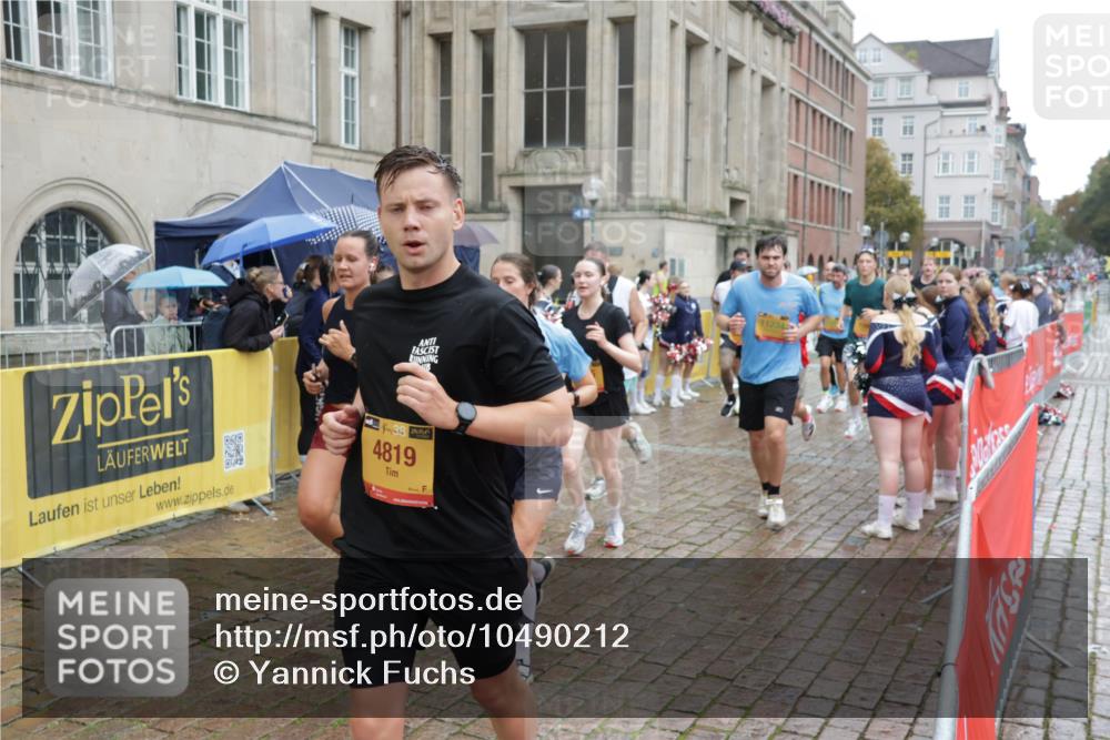 13.09.2026 - Kiel Lauf Yannick Fuchs http://msf.ph/oto/10490212 13.09.2026 11:46:45 Laufen 28, 4819 meine-sportfotos.de