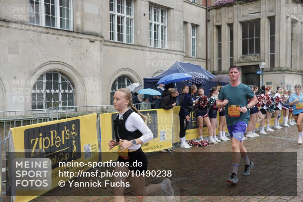 13.09.2026 - Kiel Lauf Yannick Fuchs http://msf.ph/oto/10490238 13.09.2026 11:46:55 Laufen 8433 meine-sportfotos.de