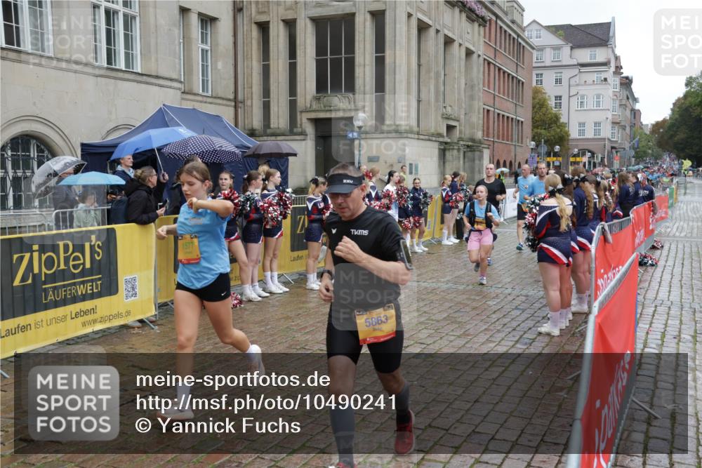 13.09.2026 - Kiel Lauf Yannick Fuchs http://msf.ph/oto/10490241 13.09.2026 11:46:57 Laufen 1577, 2, 7, 5863 meine-sportfotos.de