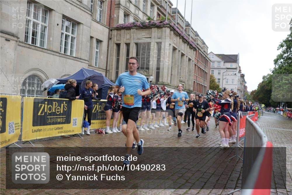 13.09.2026 - Kiel Lauf Yannick Fuchs http://msf.ph/oto/10490283 13.09.2026 11:47:24 Laufen 11976 meine-sportfotos.de