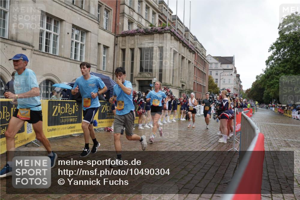 13.09.2026 - Kiel Lauf Yannick Fuchs http://msf.ph/oto/10490304 13.09.2026 11:47:33 Laufen 30, 1681, 4934 meine-sportfotos.de