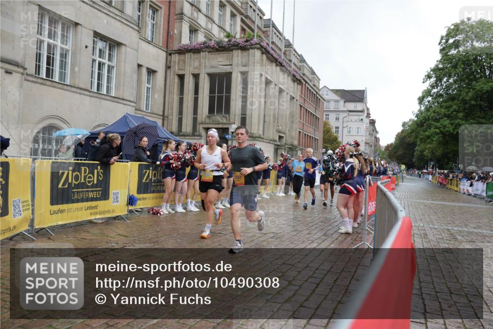 13.09.2026 - Kiel Lauf Yannick Fuchs http://msf.ph/oto/10490308 13.09.2026 11:47:35 Laufen 1257 meine-sportfotos.de