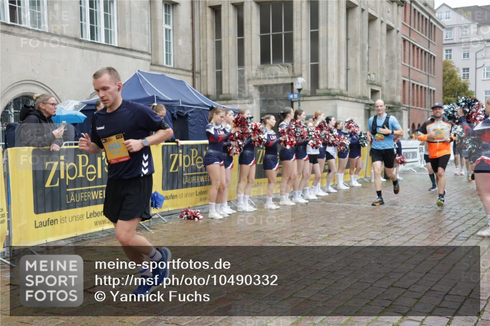 13.09.2026 - Kiel Lauf Yannick Fuchs http://msf.ph/oto/10490332 13.09.2026 11:47:43 Laufen 6434 meine-sportfotos.de