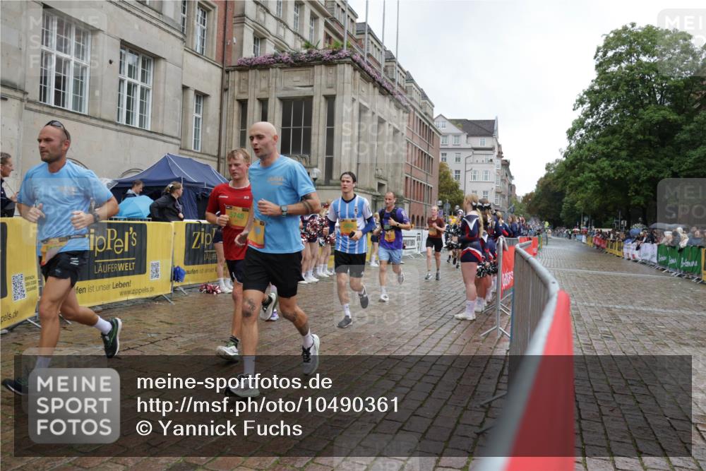 13.09.2026 - Kiel Lauf Yannick Fuchs http://msf.ph/oto/10490361 13.09.2026 11:47:54 Laufen 5748 meine-sportfotos.de