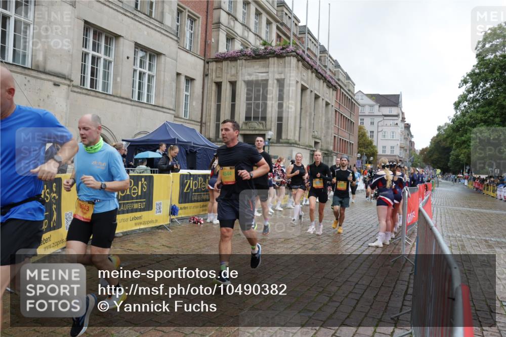 13.09.2026 - Kiel Lauf Yannick Fuchs http://msf.ph/oto/10490382 13.09.2026 11:48:01 Laufen 8043, 4544 meine-sportfotos.de