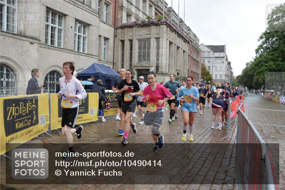 13.09.2026 - Kiel Lauf Yannick Fuchs http://msf.ph/oto/10490414 13.09.2026 11:48:14 Laufen  meine-sportfotos.de