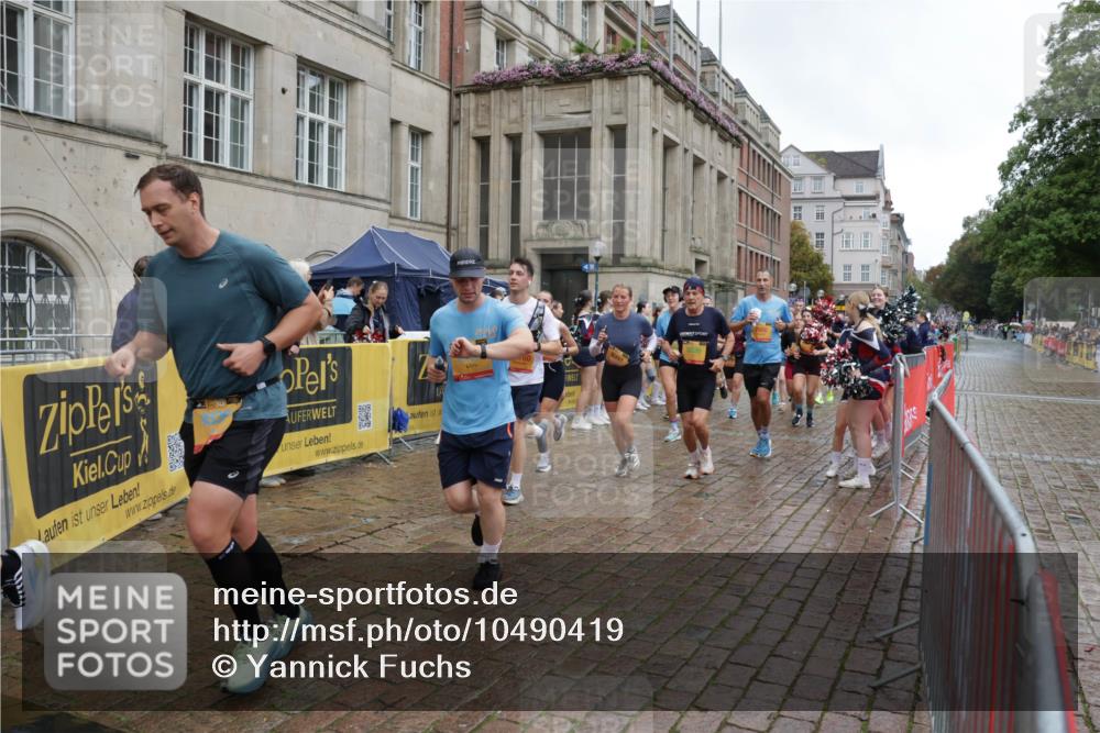 13.09.2026 - Kiel Lauf Yannick Fuchs http://msf.ph/oto/10490419 13.09.2026 11:48:16 Laufen  meine-sportfotos.de