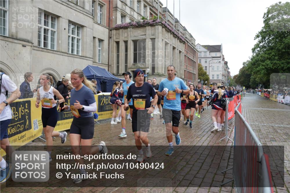 13.09.2026 - Kiel Lauf Yannick Fuchs http://msf.ph/oto/10490424 13.09.2026 11:48:17 Laufen 1007, 5539, 7660 meine-sportfotos.de