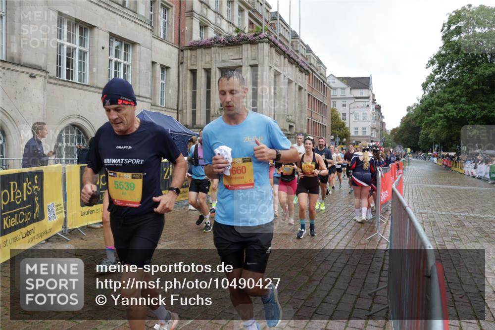13.09.2026 - Kiel Lauf Yannick Fuchs http://msf.ph/oto/10490427 13.09.2026 11:48:18 Laufen 38, 5539, 38, 660, 11708 meine-sportfotos.de