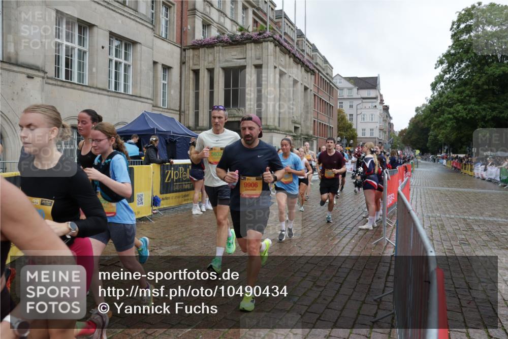 13.09.2026 - Kiel Lauf Yannick Fuchs http://msf.ph/oto/10490434 13.09.2026 11:48:20 Laufen 5632, 38, 9906 meine-sportfotos.de