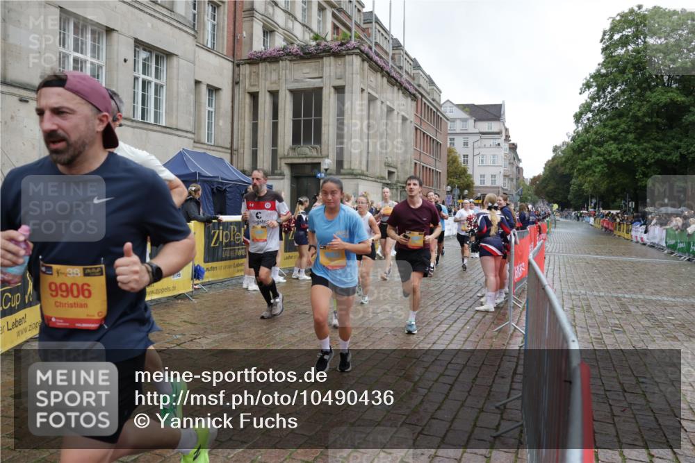 13.09.2026 - Kiel Lauf Yannick Fuchs http://msf.ph/oto/10490436 13.09.2026 11:48:20 Laufen 38, 7, 9906, 24908 meine-sportfotos.de