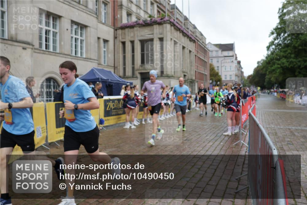 13.09.2026 - Kiel Lauf Yannick Fuchs http://msf.ph/oto/10490450 13.09.2026 11:48:25 Laufen  meine-sportfotos.de