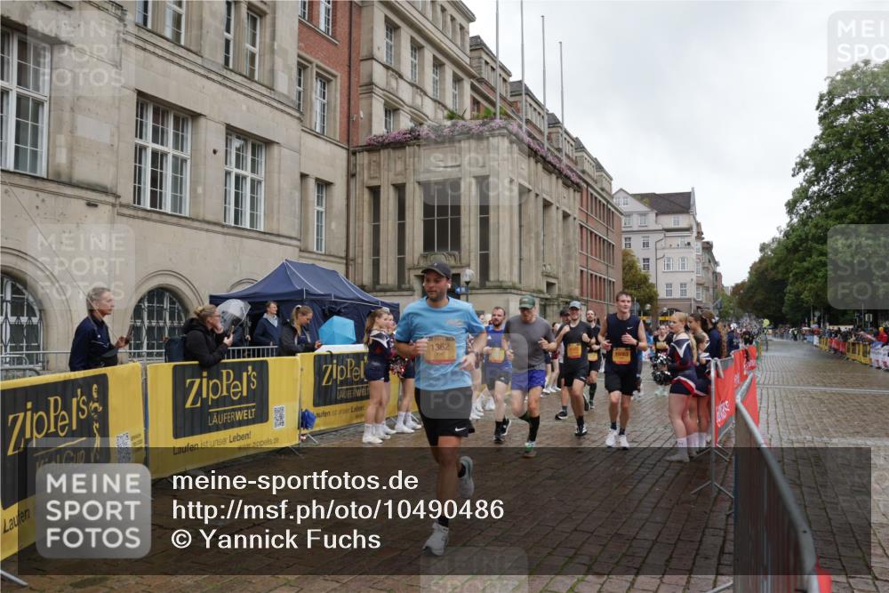 13.09.2026 - Kiel Lauf Yannick Fuchs http://msf.ph/oto/10490486 13.09.2026 11:48:42 Laufen  meine-sportfotos.de
