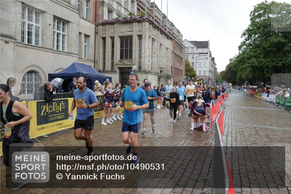 13.09.2026 - Kiel Lauf Yannick Fuchs http://msf.ph/oto/10490531 13.09.2026 11:49:00 Laufen  meine-sportfotos.de