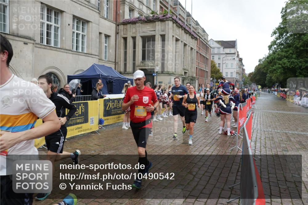 13.09.2026 - Kiel Lauf Yannick Fuchs http://msf.ph/oto/10490542 13.09.2026 11:49:04 Laufen  meine-sportfotos.de