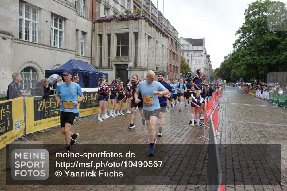 13.09.2026 - Kiel Lauf Yannick Fuchs http://msf.ph/oto/10490567 13.09.2026 11:49:13 Laufen  meine-sportfotos.de