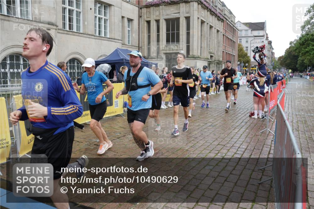 13.09.2026 - Kiel Lauf Yannick Fuchs http://msf.ph/oto/10490629 13.09.2026 11:49:34 Laufen  meine-sportfotos.de