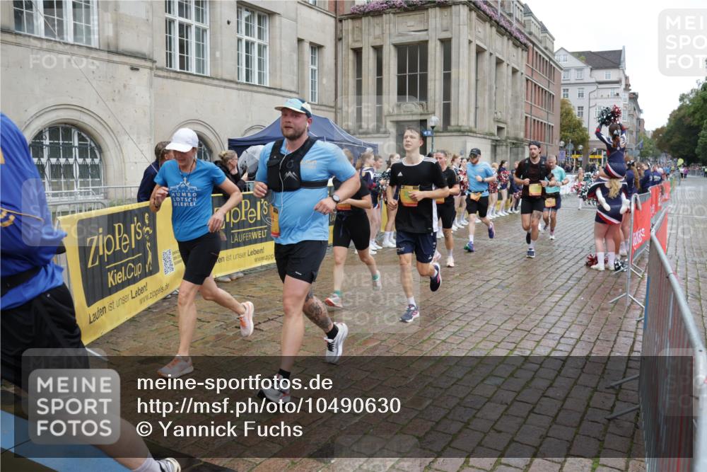 13.09.2026 - Kiel Lauf Yannick Fuchs http://msf.ph/oto/10490630 13.09.2026 11:49:34 Laufen  meine-sportfotos.de