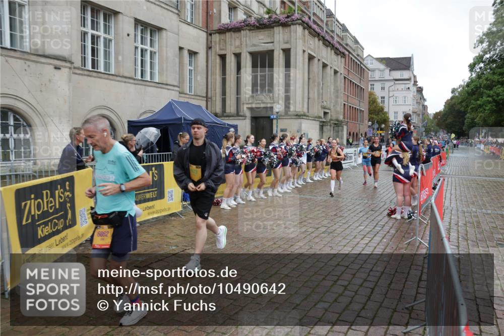13.09.2026 - Kiel Lauf Yannick Fuchs http://msf.ph/oto/10490642 13.09.2026 11:49:37 Laufen  meine-sportfotos.de