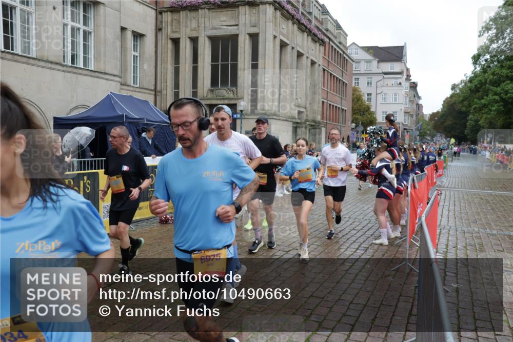 13.09.2026 - Kiel Lauf Yannick Fuchs http://msf.ph/oto/10490663 13.09.2026 11:49:46 Laufen  meine-sportfotos.de