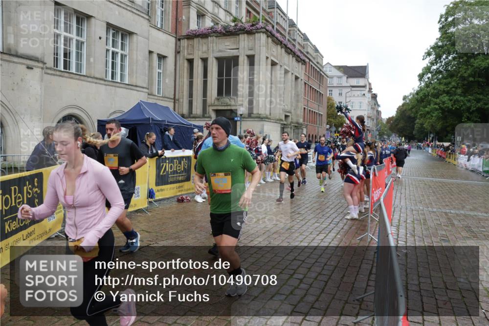 13.09.2026 - Kiel Lauf Yannick Fuchs http://msf.ph/oto/10490708 13.09.2026 11:49:59 Laufen  meine-sportfotos.de