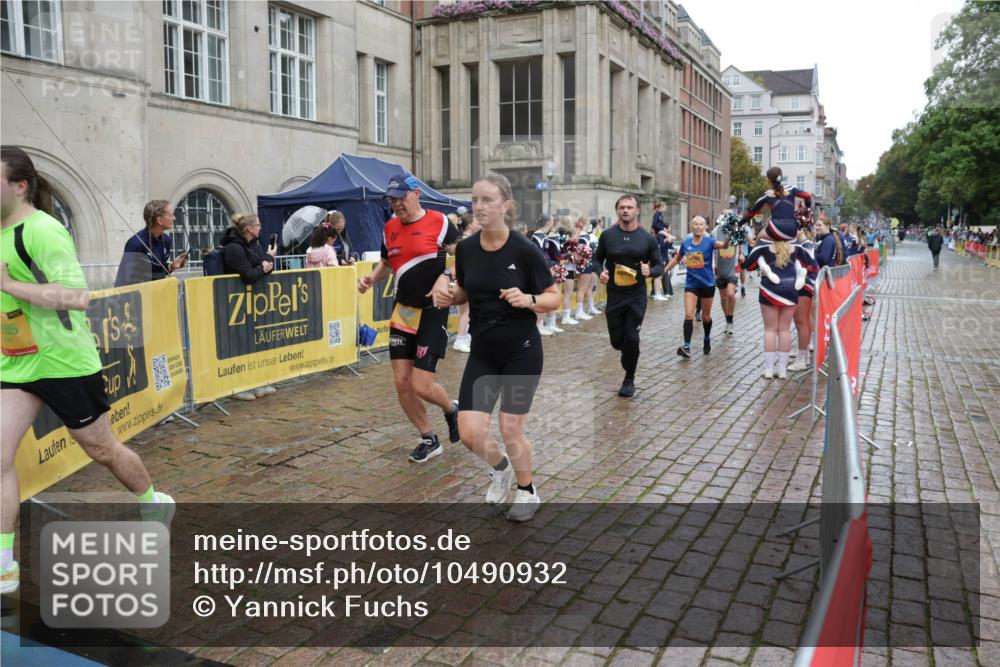 13.09.2026 - Kiel Lauf Yannick Fuchs http://msf.ph/oto/10490932 13.09.2026 11:51:26 Laufen 285 meine-sportfotos.de