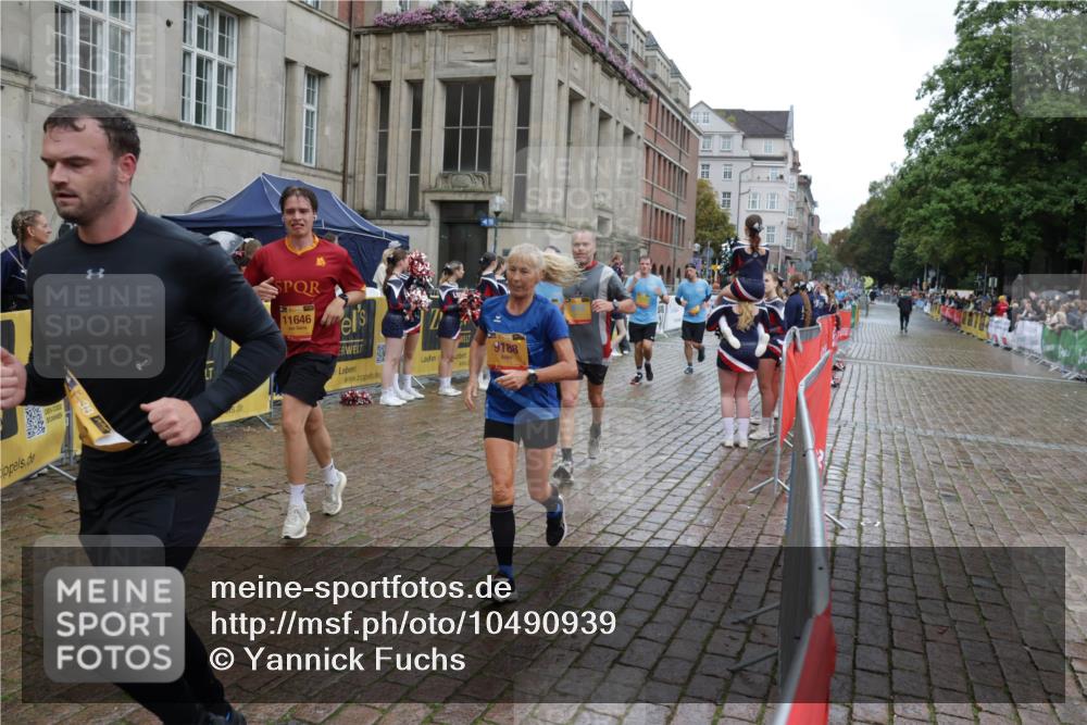 13.09.2026 - Kiel Lauf Yannick Fuchs http://msf.ph/oto/10490939 13.09.2026 11:51:28 Laufen 11646, 9188 meine-sportfotos.de