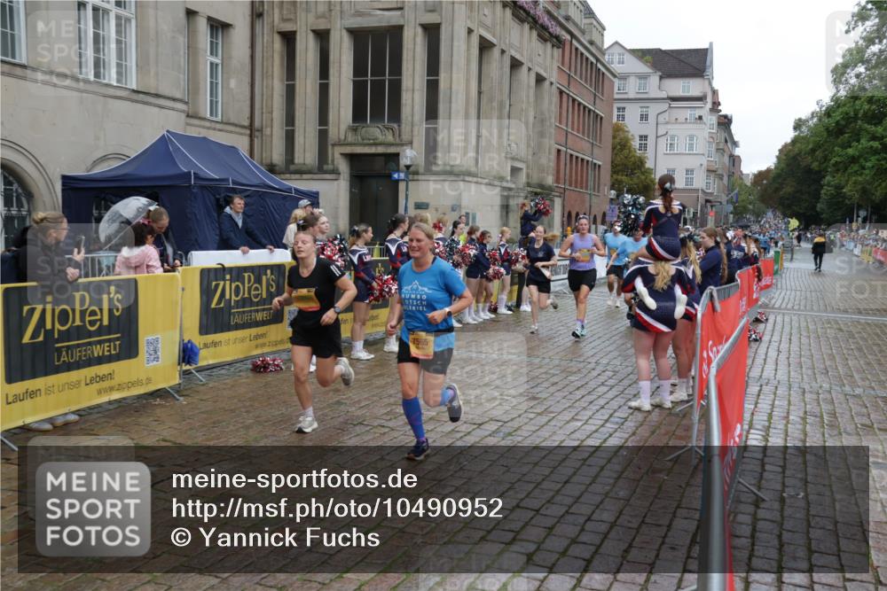 13.09.2026 - Kiel Lauf Yannick Fuchs http://msf.ph/oto/10490952 13.09.2026 11:51:33 Laufen 200, 7565 meine-sportfotos.de