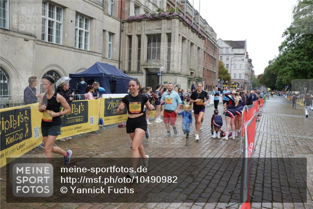 13.09.2026 - Kiel Lauf Yannick Fuchs http://msf.ph/oto/10490982 13.09.2026 11:52:01 Laufen 1783, 2823 meine-sportfotos.de