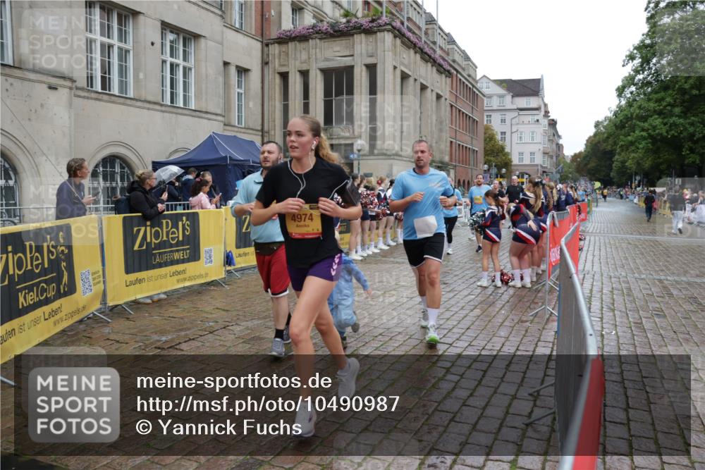13.09.2026 - Kiel Lauf Yannick Fuchs http://msf.ph/oto/10490987 13.09.2026 11:52:03 Laufen 4974 meine-sportfotos.de