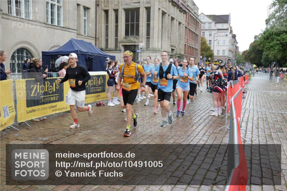 13.09.2026 - Kiel Lauf Yannick Fuchs http://msf.ph/oto/10491005 13.09.2026 11:52:10 Laufen 10978 meine-sportfotos.de