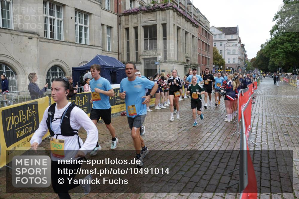 13.09.2026 - Kiel Lauf Yannick Fuchs http://msf.ph/oto/10491014 13.09.2026 11:52:13 Laufen 39, 10429, 2211 meine-sportfotos.de