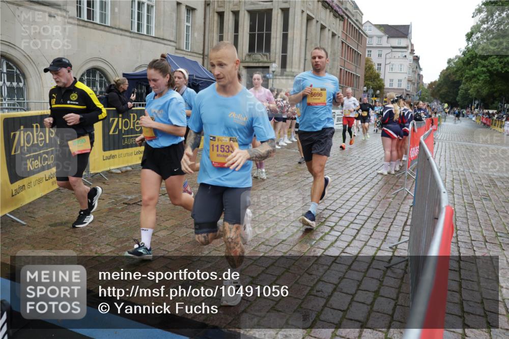 13.09.2026 - Kiel Lauf Yannick Fuchs http://msf.ph/oto/10491056 13.09.2026 11:52:36 Laufen 8990, 38, 11533, 39, 5696 meine-sportfotos.de